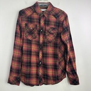 BKE Buckle Flannel Mens Pearl Snap Shirt Size Medium Plaid Standard Fit Western